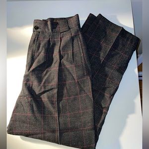 Collectible Gold by Giorgio Sant Angelo 100% wool trousers